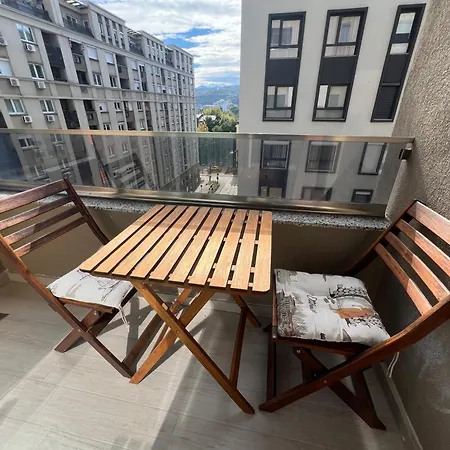 Urbannest Aerodrom Modern 1br With Workspace And Free Parking Skopje