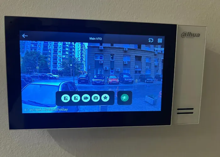 Appartement Urbannest Aerodrom Modern 1br With Workspace And Free Parking Skopje